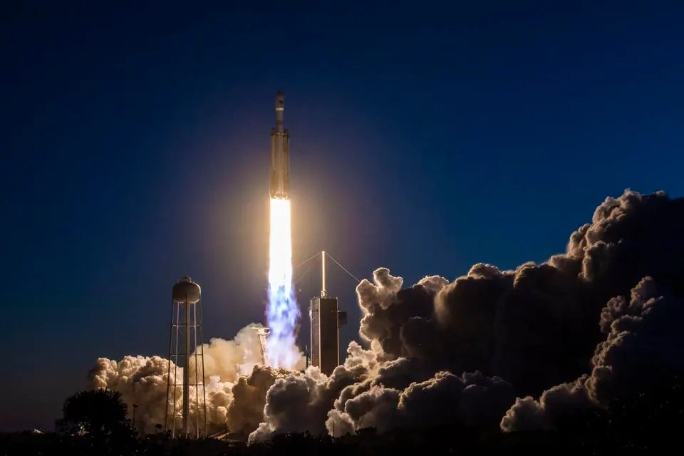 Falcon Heavy launching (Image from SpaceX via X)